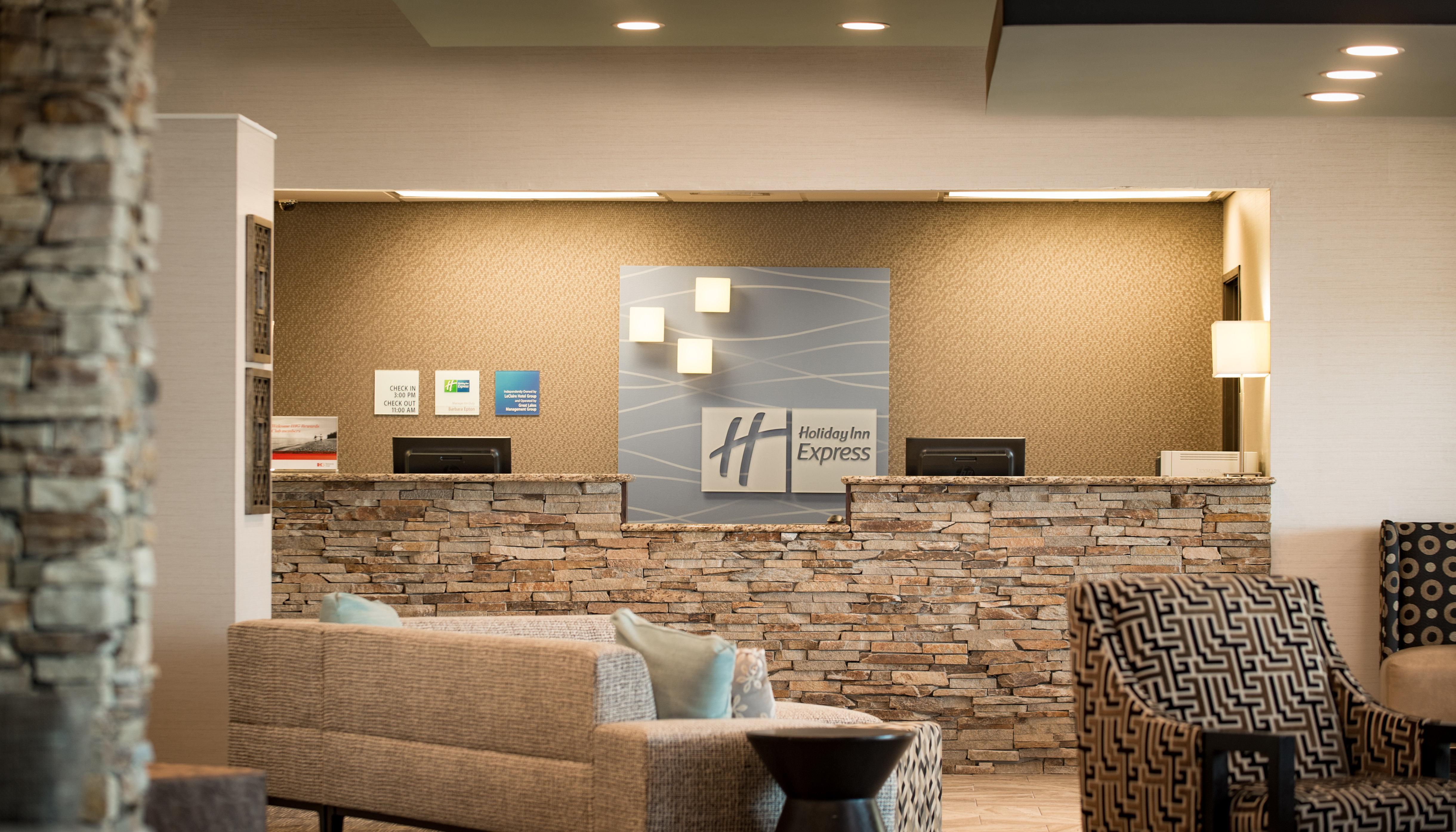 Holiday Inn Express Le Claire Riverfront-Davenport By Ihg Eksteriør billede