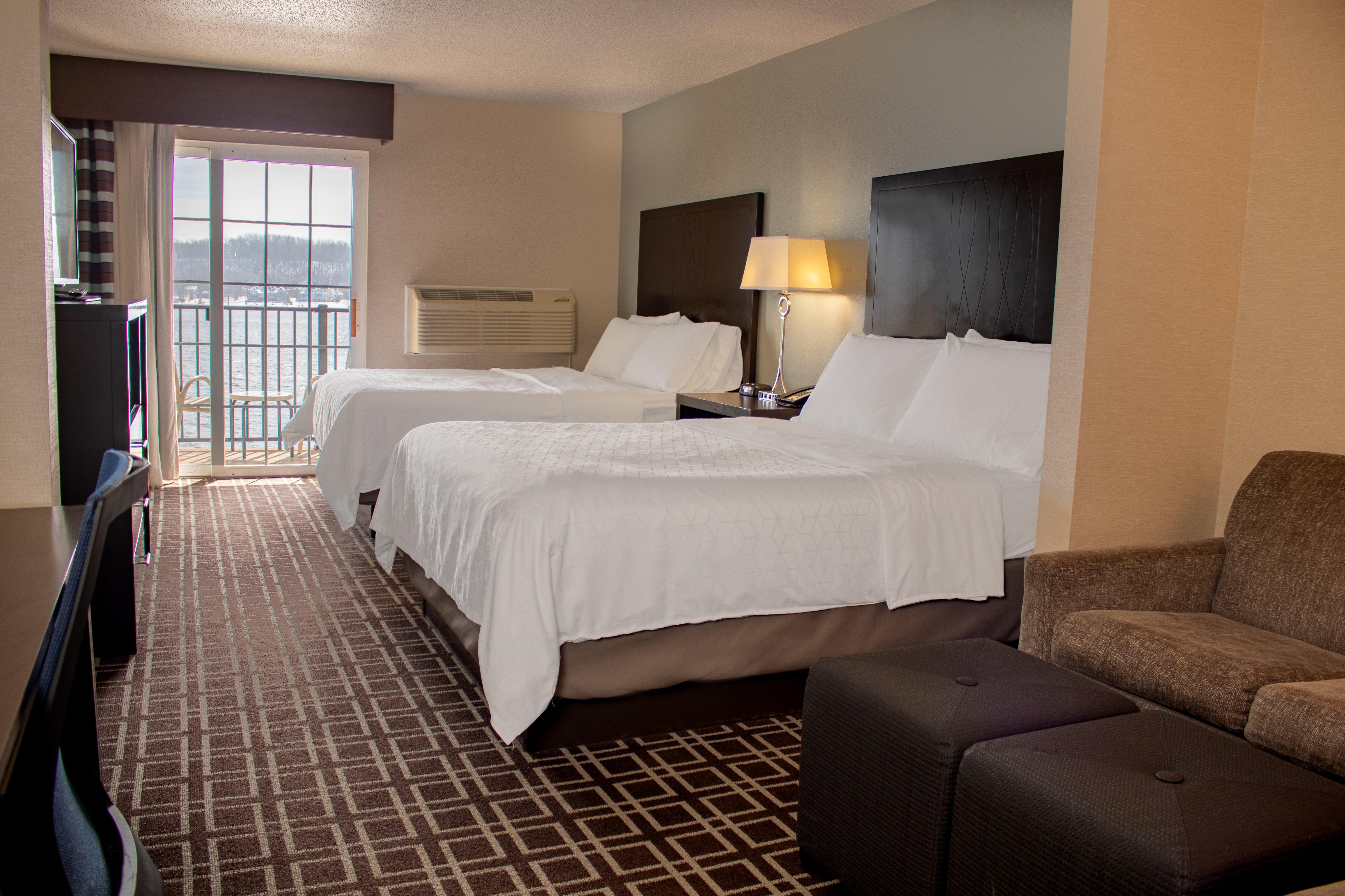 Holiday Inn Express Le Claire Riverfront-Davenport By Ihg Eksteriør billede