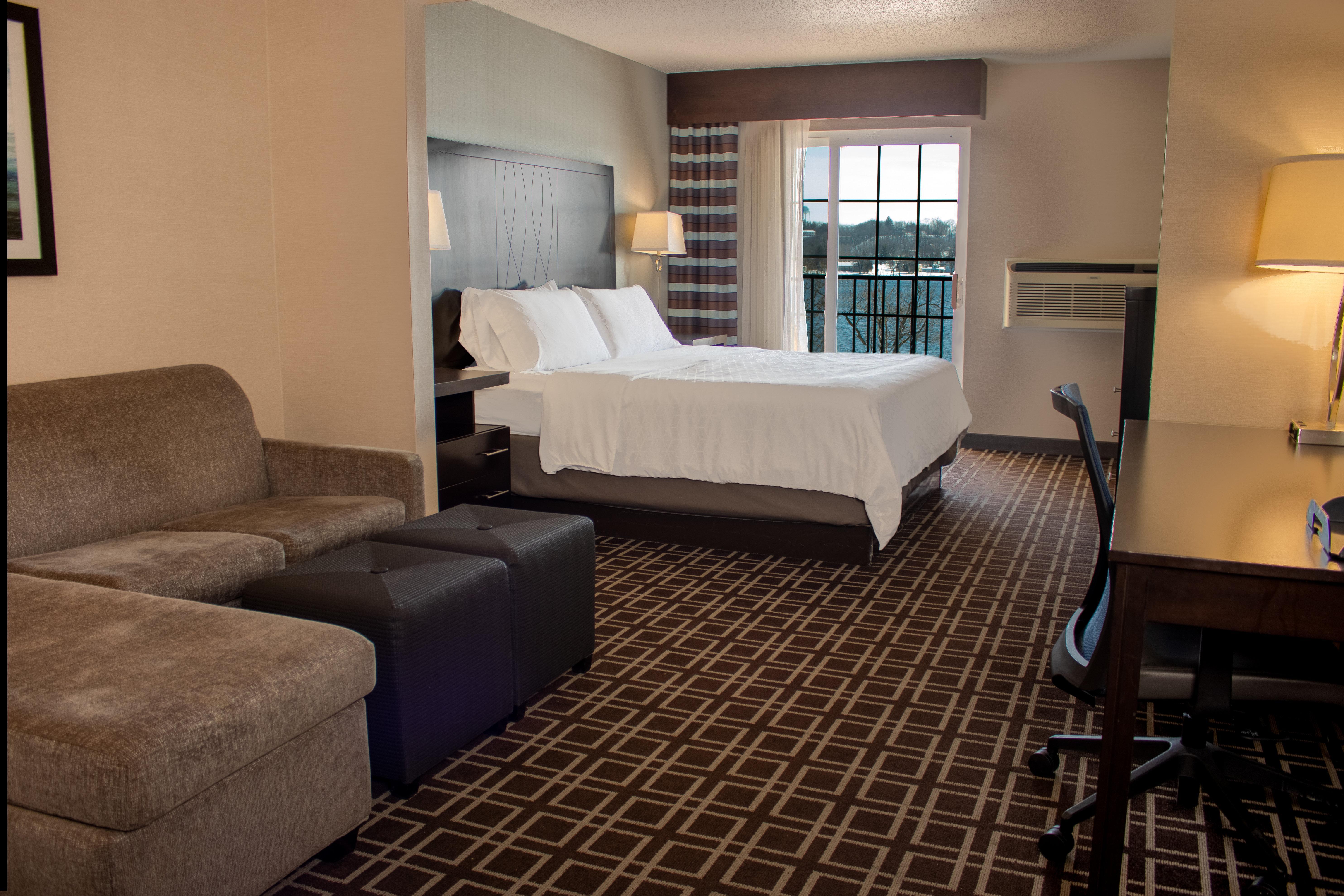Holiday Inn Express Le Claire Riverfront-Davenport By Ihg Eksteriør billede