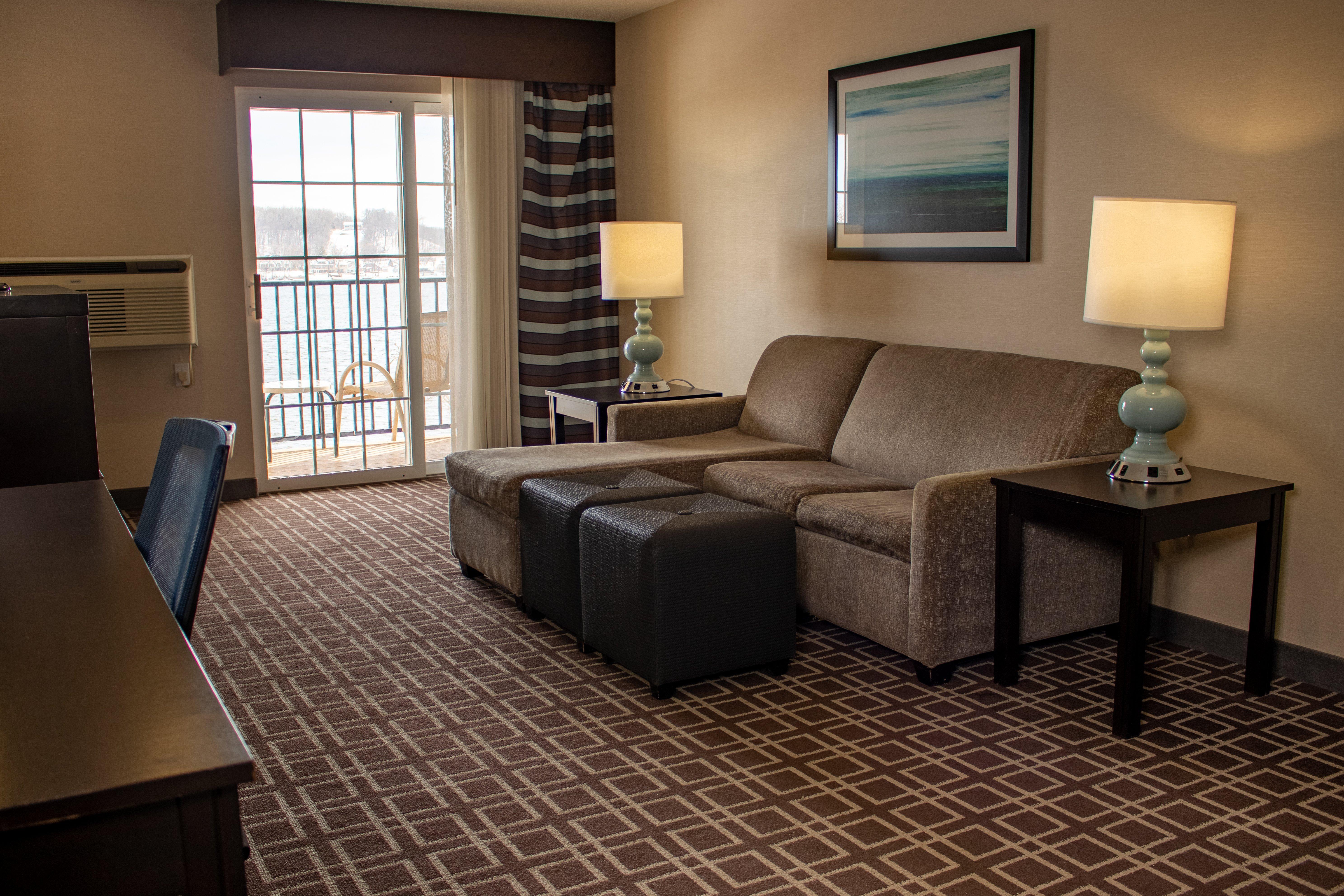 Holiday Inn Express Le Claire Riverfront-Davenport By Ihg Eksteriør billede