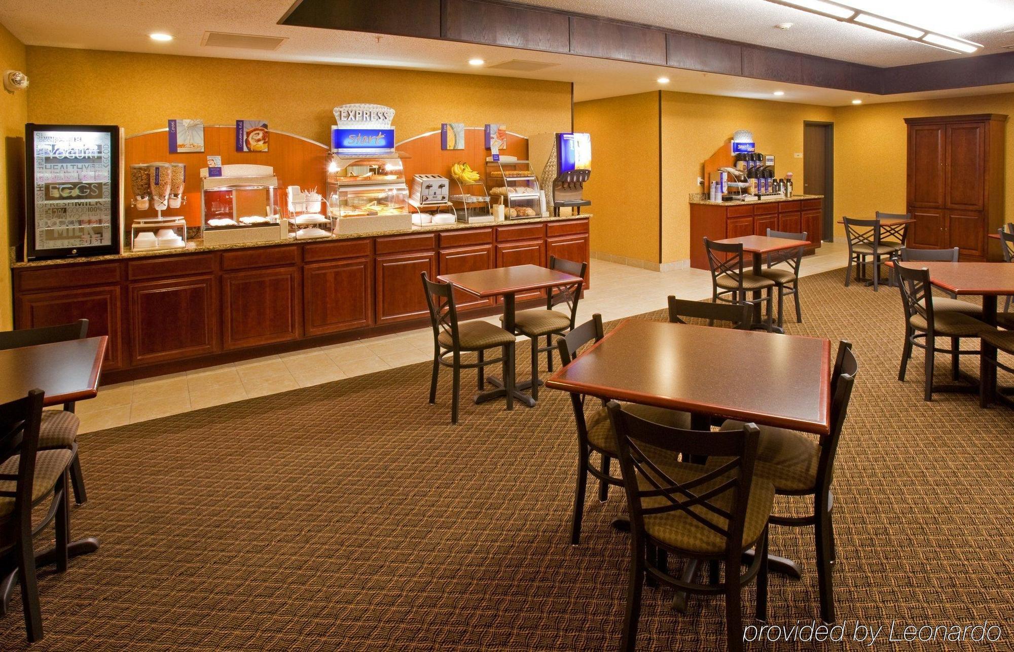 Holiday Inn Express Le Claire Riverfront-Davenport By Ihg Eksteriør billede